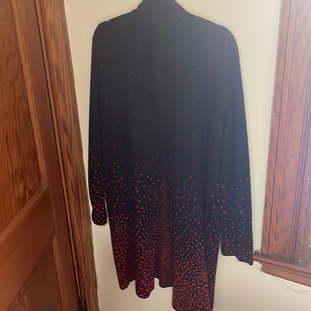 Black and red oversize sweater